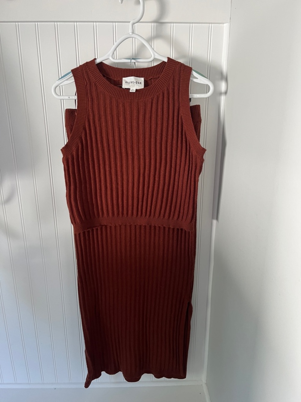 Olive & Oak Sleeveless Two Piece set in Rust Brown